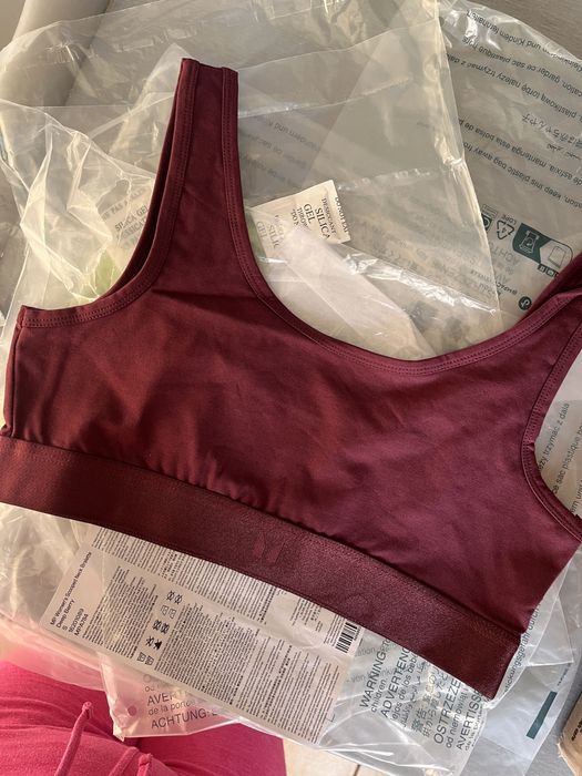 MyProtein Дамско бюстие с обло деколте