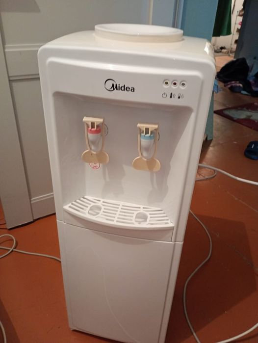 Продам кулер для воды