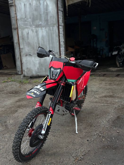Продам эндуро ajera k8 nb300