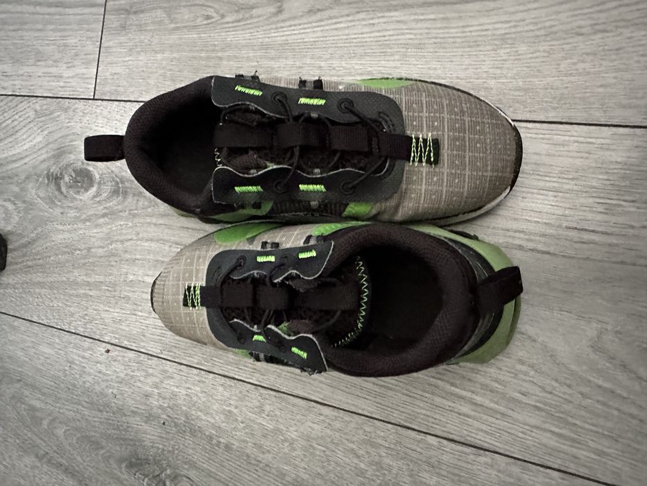 Маратонки Nike номер