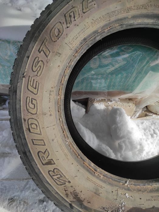 Продам 6 покрышек на 17