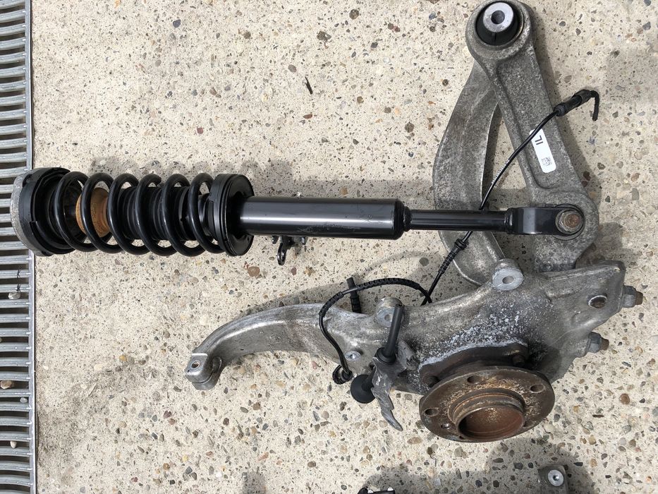 Fuzeta fata stanga/dreapta, BMW F10/F11 3.0d, tracțiune spate