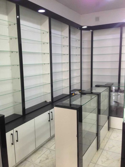 Прилавки, стеллажи, витрины для магазинов на заказ.