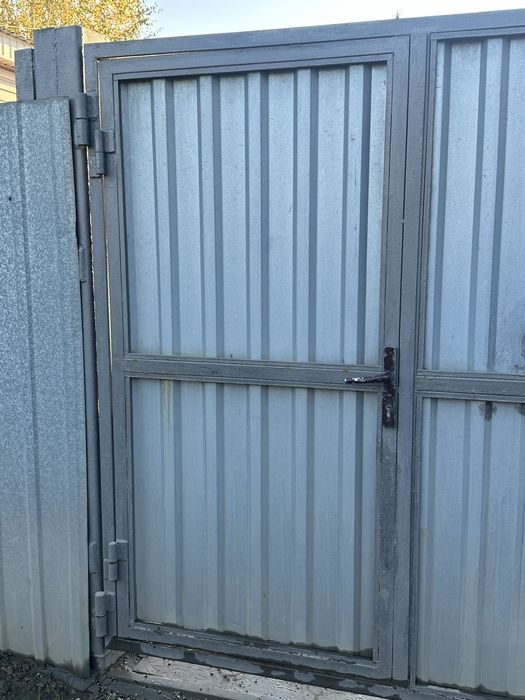 Продам ворота распашные