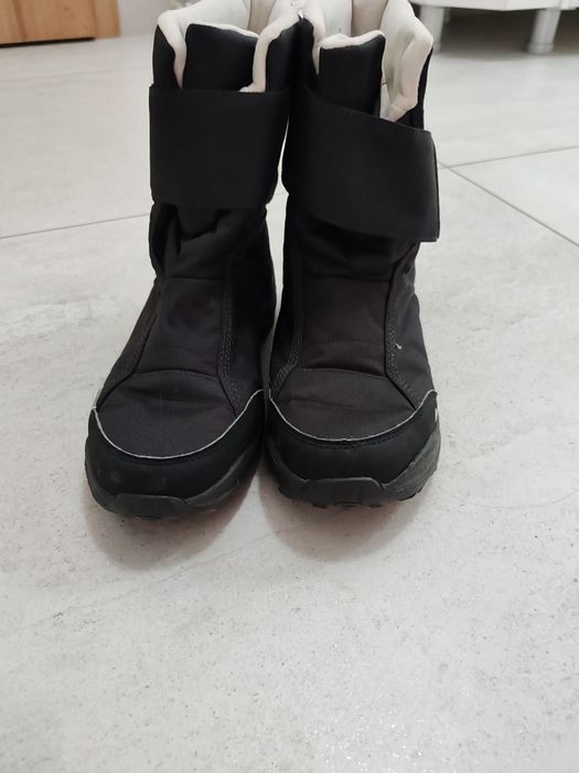 Vând ghete dechatlon