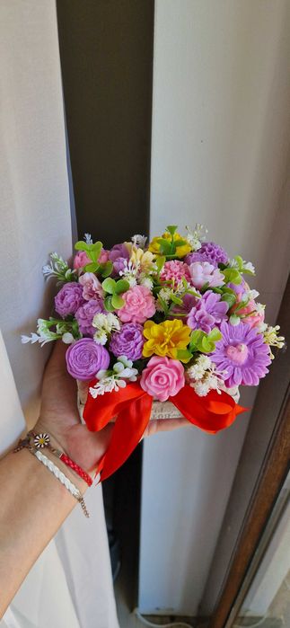 Aranjament flori din ceara