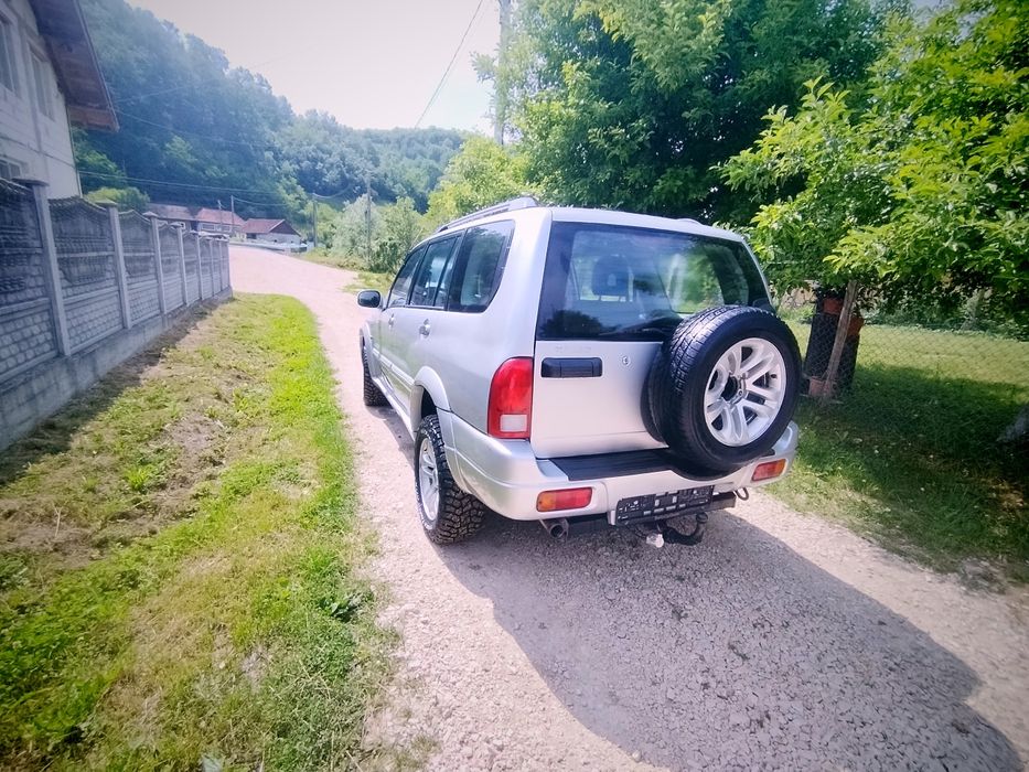 Suzuki grand vitara xl7
