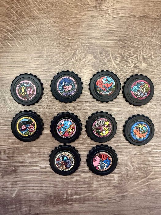Покемон капачки Pokémon Tazos (Pogs)
