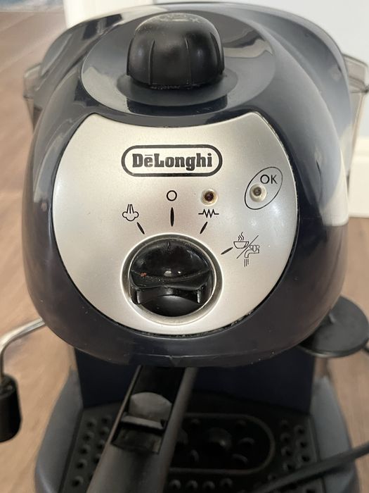 Кофеварка delonghi