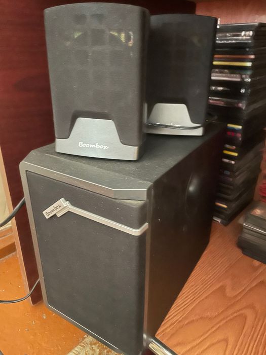 Колонка Boombox сотилади