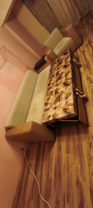 Продавам диван и фотьойл  луксозна мебел