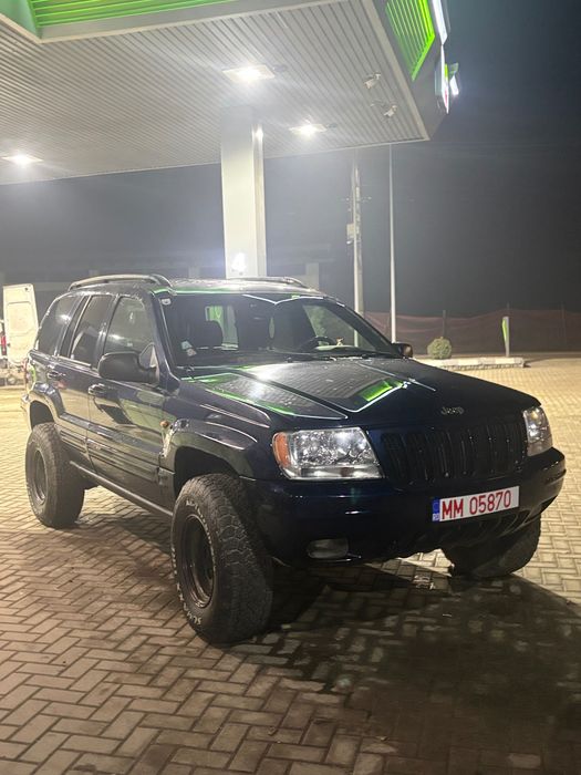 Vând jeep grand cherokee