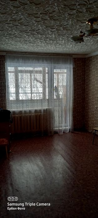 Продам 2х комнытный квартира