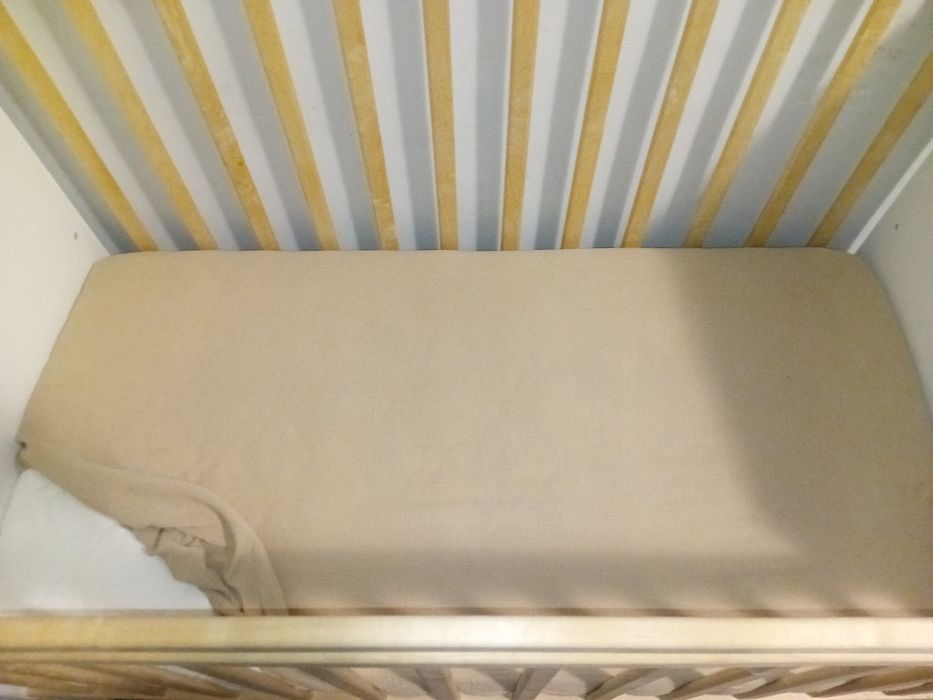 Продам детскую манежку