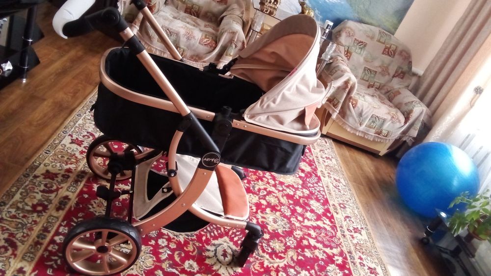 Продам  рочно коляску 25000
