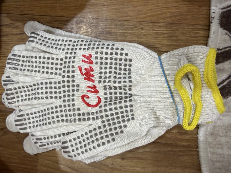 рабочие варежки,сварочные,хб,шапки,каска,