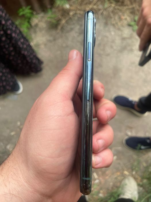 Продам Iphone 11 Pro Max 256gb