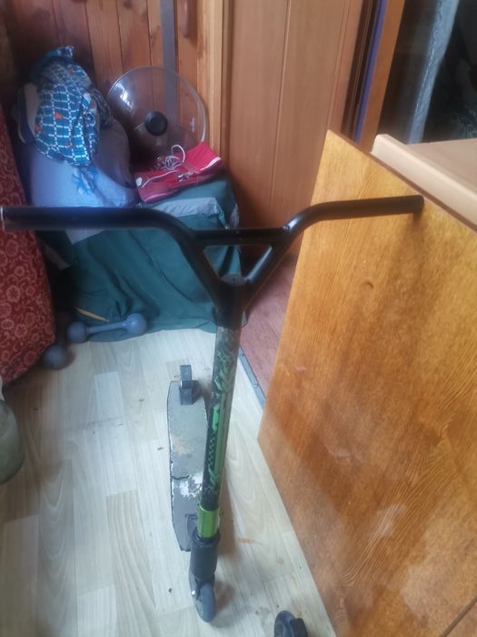 Продам трюковой самокат