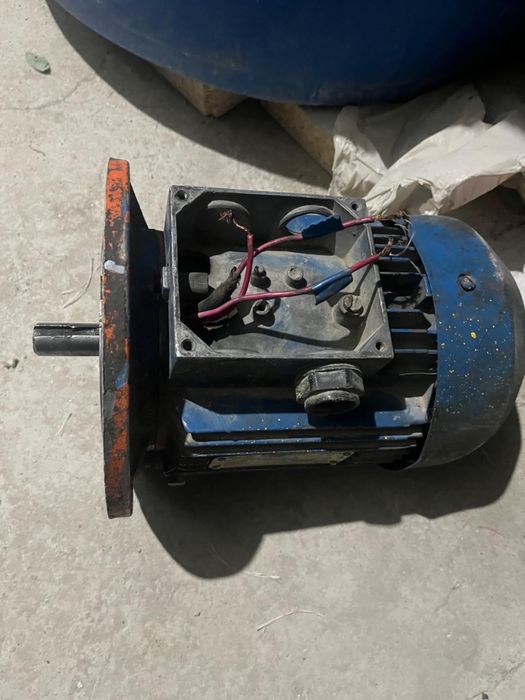 Электродвигатель