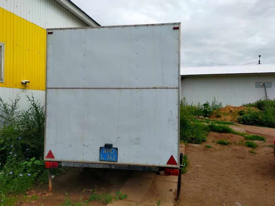 Продам жилой вагончик  на колесах