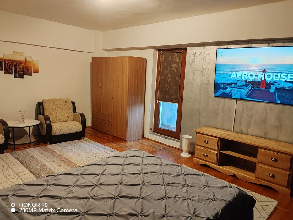 Închiriez Garsonieră Centru Regim Hotelier