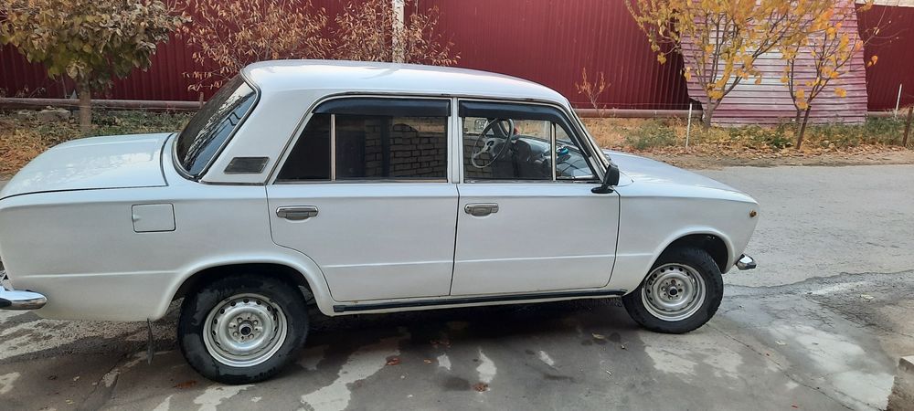 Vaz21011 sotiladi
