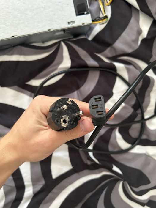 Захранване за компютър Dell 180W