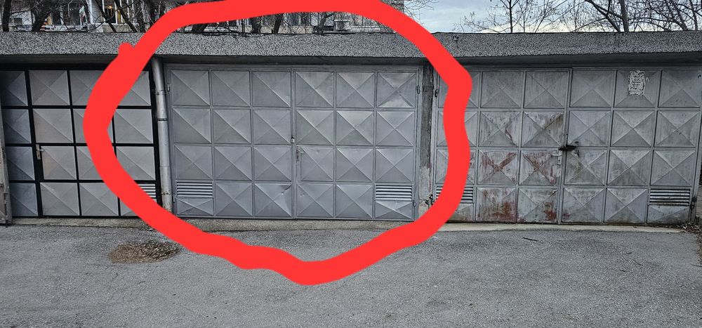 Дава се под наем Гараж / Паркомясто в Разград, Лудогорие - 20 кв.м за 76.5 € - Снимка #1