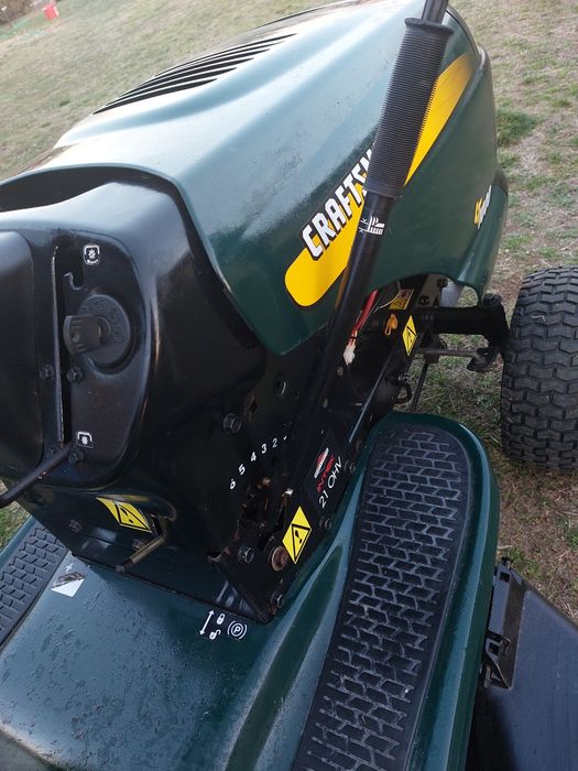 Тракторна косачка Briggs stratton 21 коня