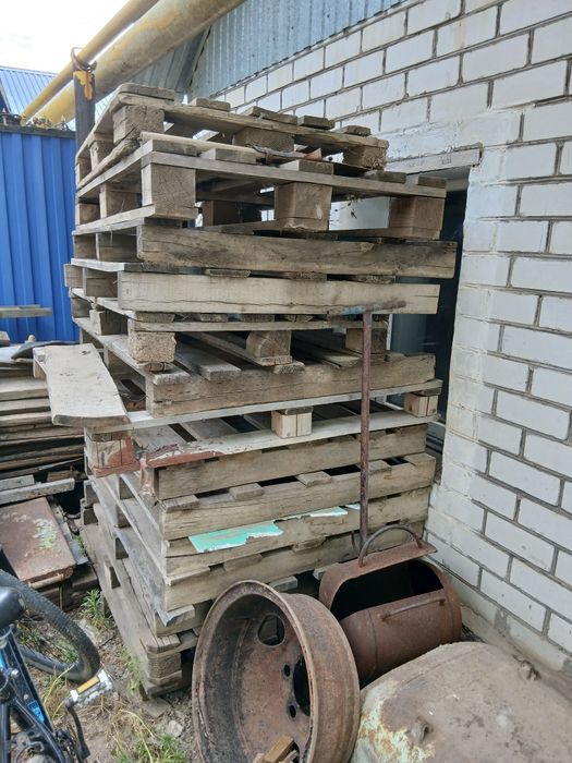 Поддоны по 500 тг