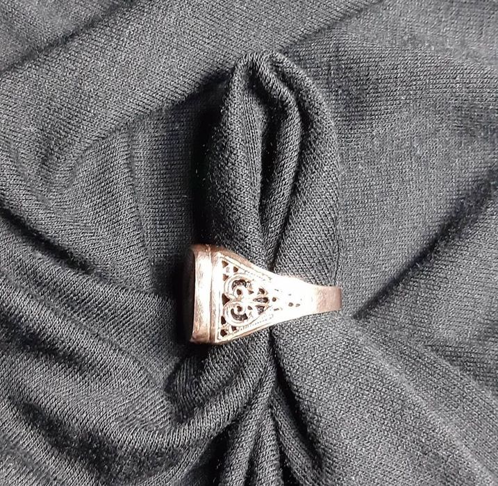 Мужской перстень