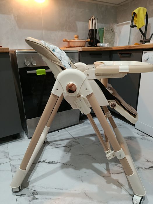 Продом столик для кормления