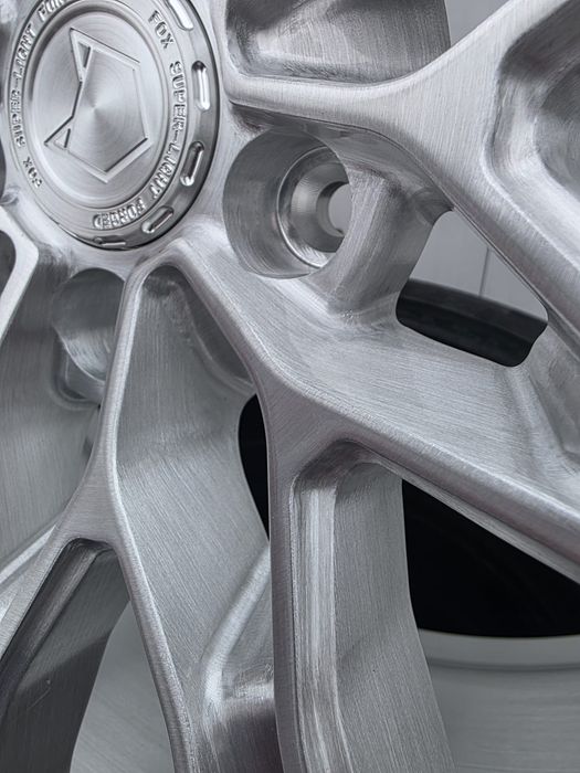 Roti noi iarna Audi Q8, RSQ8 R23 DOT 2025