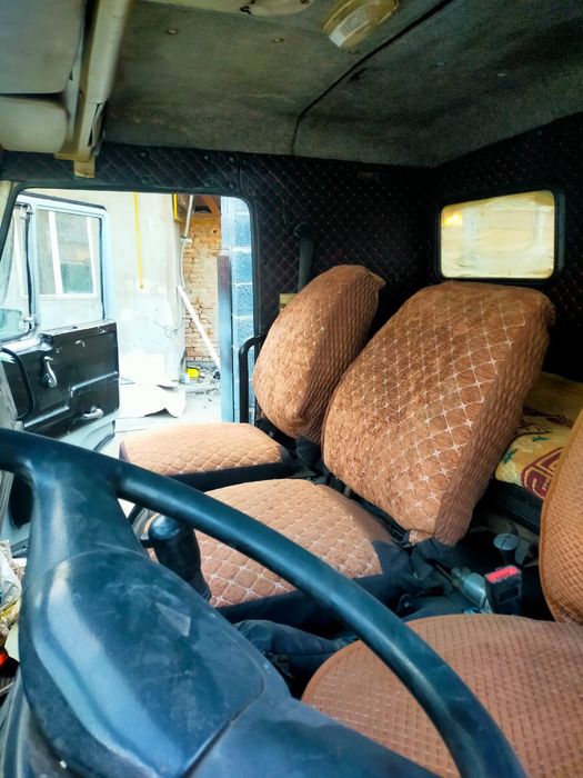 Продам КамАЗ бортовой тент