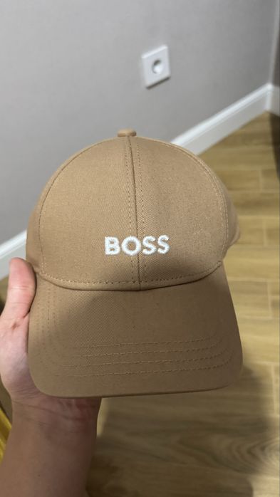Кепка boss оригинал
