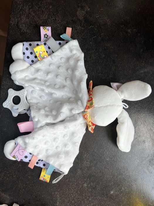 Бебешки плюшени кърпички за гушкане