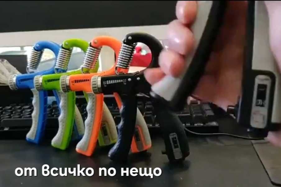 Регулируема фитнес ръкохватка грипър съпротивление 10-60 кг