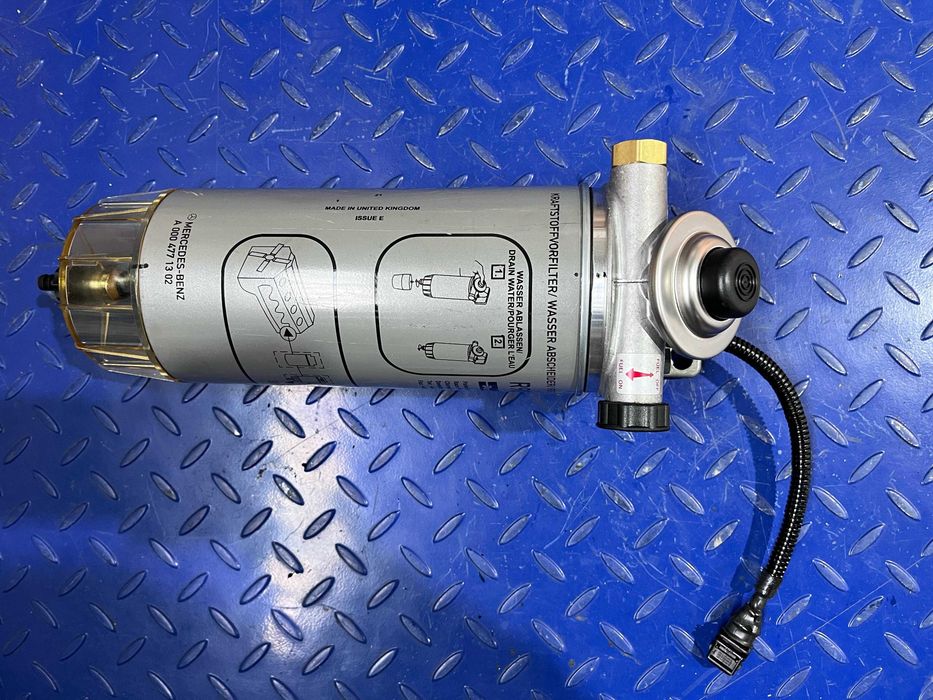 Separator Apa combustibil Mercedes Benz Actros A0004771302