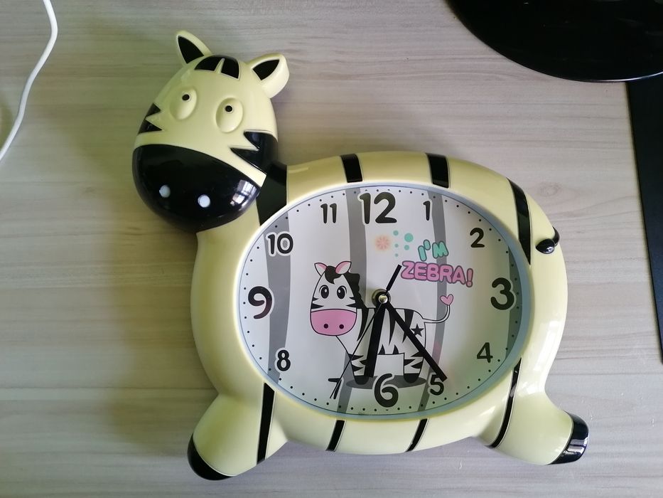 Стенни часовници