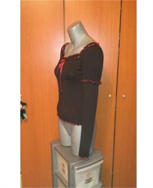 Bluza neagra eleganta cu maneca lunga, cu insertii rosii, M