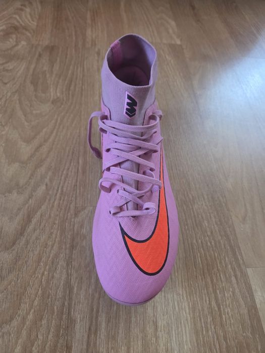 Ghete de fotbal Nike