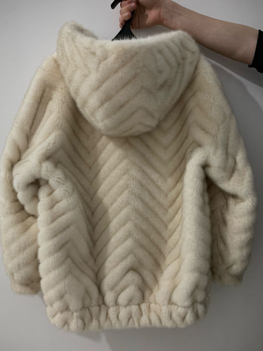 Эко шубка в отличном состоянии