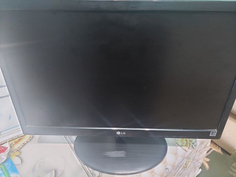 Монитор LG19 и материнская плата