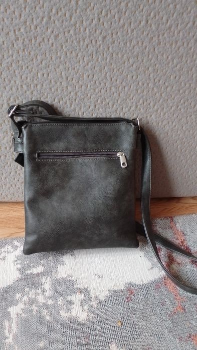 Кожена чантичка унисекс