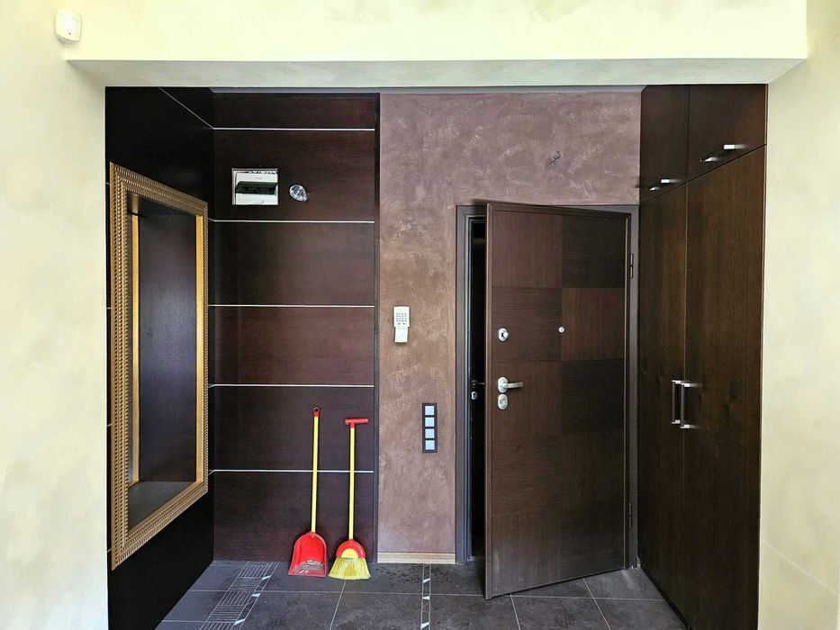 Двустаен, ТОП ЦЕНТЪР, след луксозен ремонт