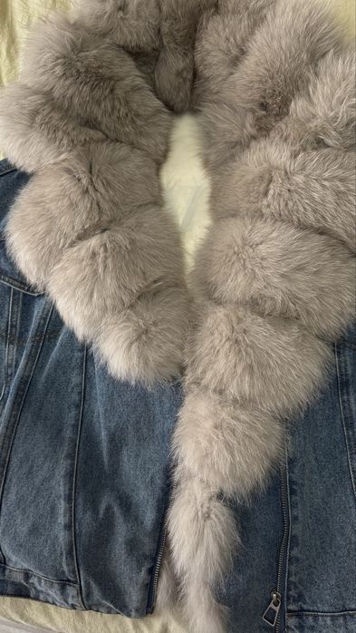 Продам куртку с натуральным мехом