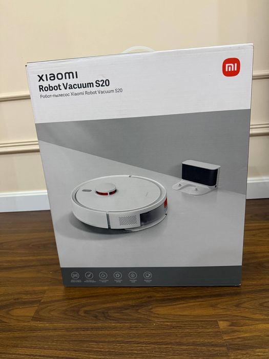 Продается почти новый Робот пылесос