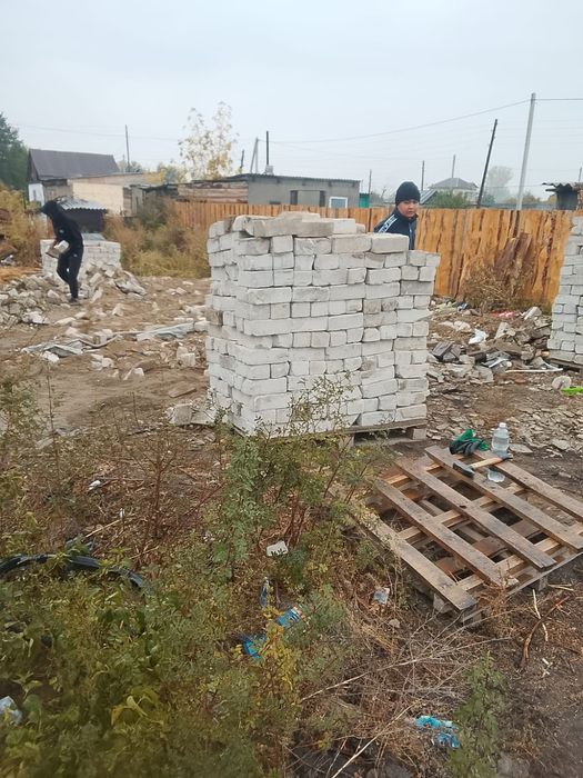 Продам кирпичи,б/у