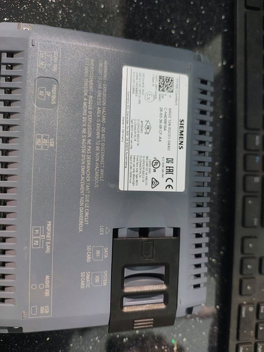 HMI SIEMENS TP 700 Comfort