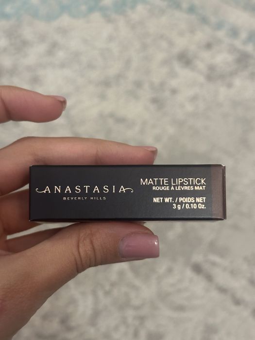 Ruj mat anastasia beverly hills